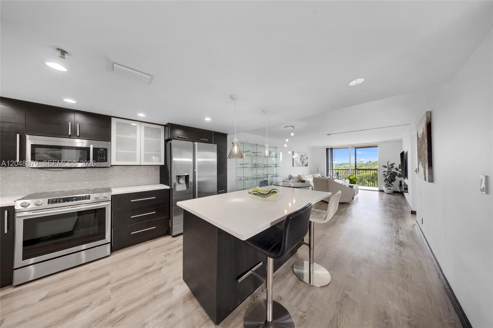 3001 W Rolling Hills Circle 610, Davie, FL 33328