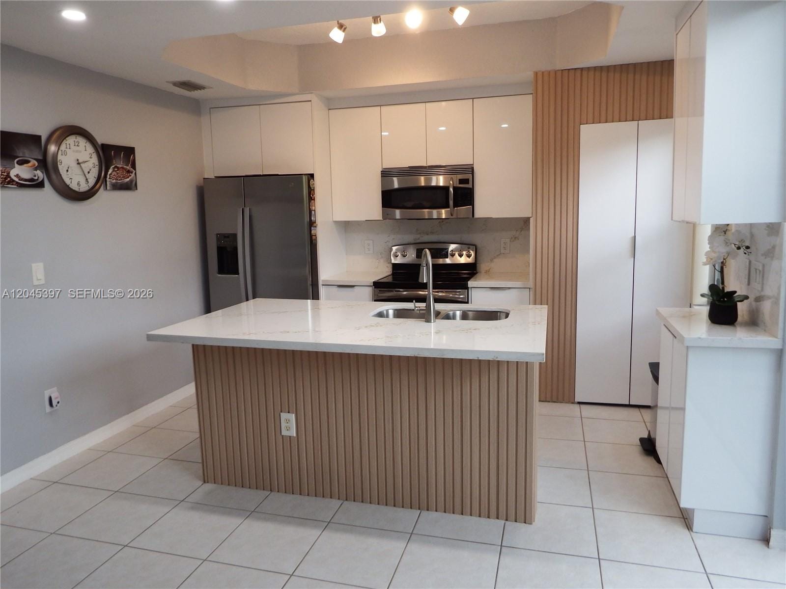 4943 Leeward Lane 3204 — photo 12