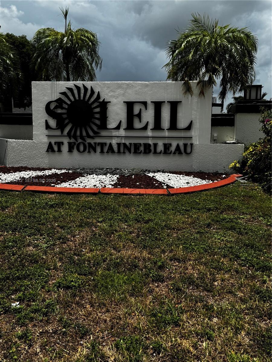 9731 Fontainebleau Boulevard F214, Miami, FL 33172
