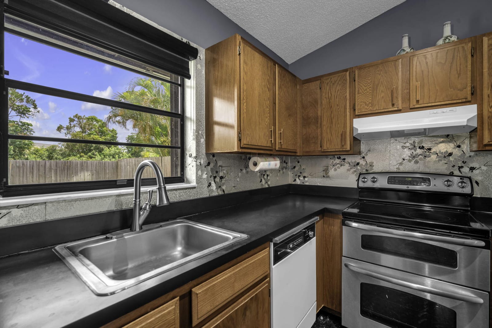 223 Bobwhite Road, Royal Palm Beach, FL 33411 photo 16
