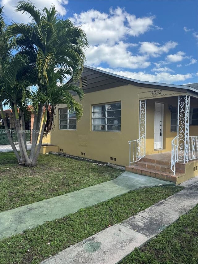 3632 SW 25th Street, Miami, FL 33133