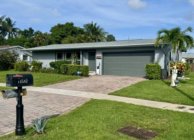 14582 Sunny Waters Lane, Delray Beach, FL 33484
