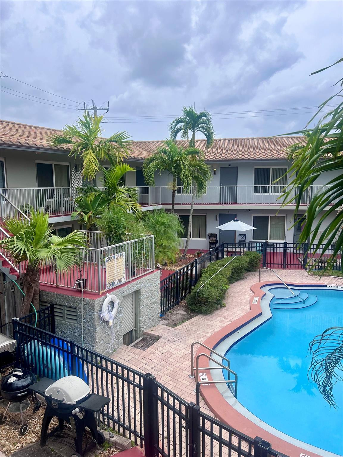 915 SE 22nd Avenue, Pompano Beach, FL 33062