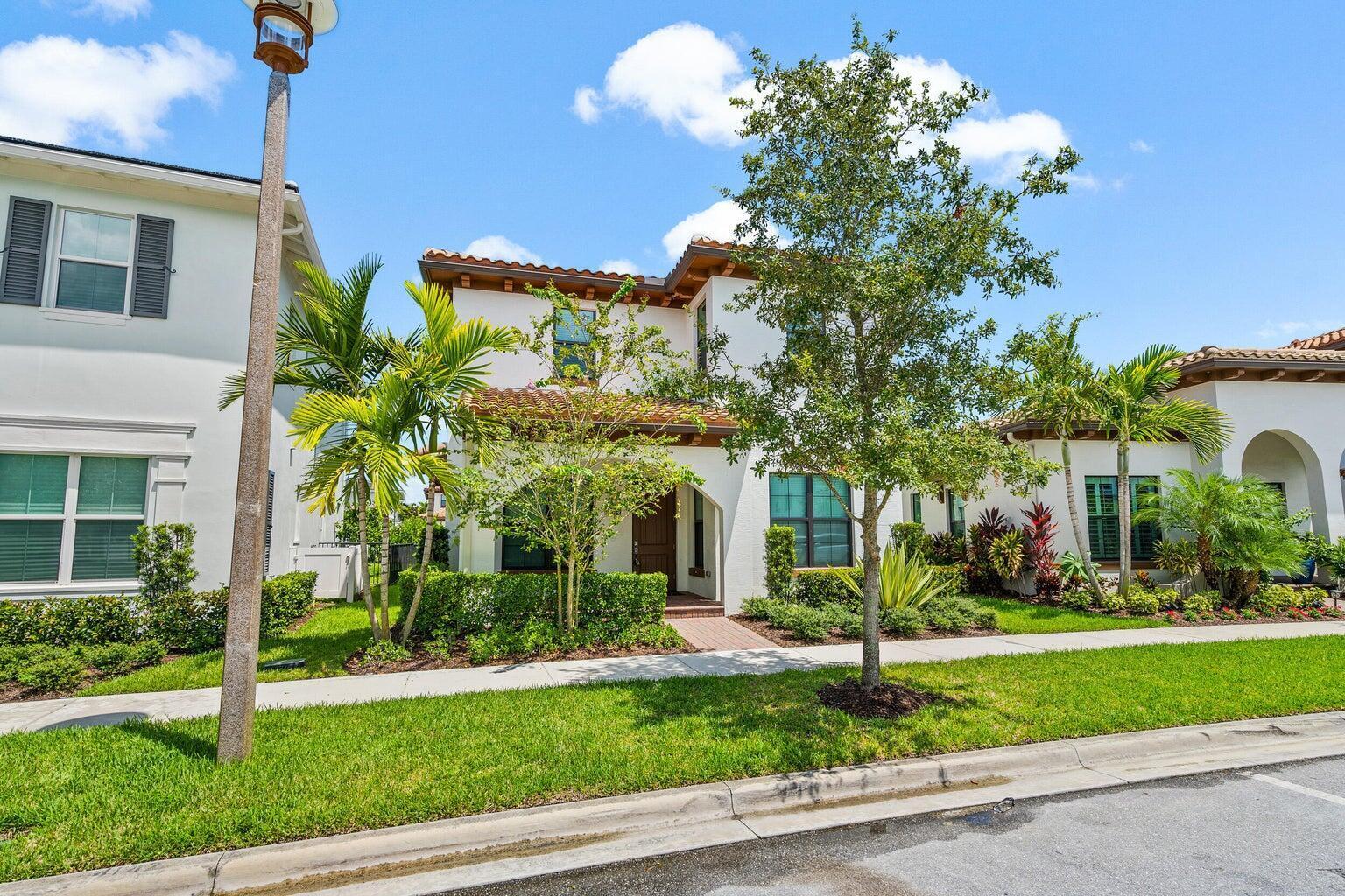 13644 Dumont Road, Palm Beach Gardens, FL 33418