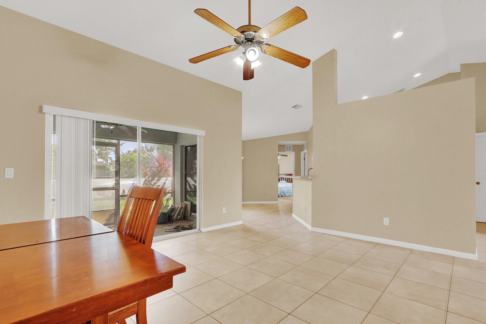 2826 SW Ann Arbor Road — photo 9