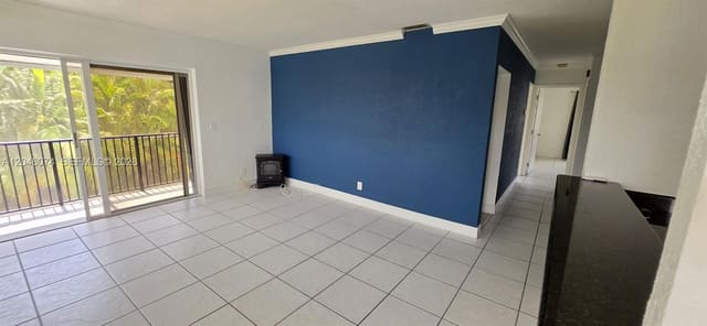 1431 S 14th Avenue 217, Hollywood, FL 33020