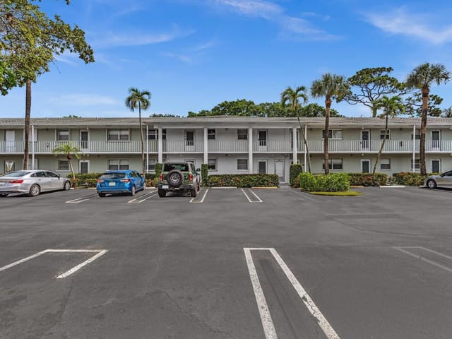 2420 SW 22nd Avenue 602, Sabal Pine, Delray Beach, FL