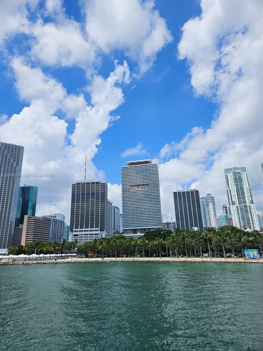 50 Biscayne Boulevard 409, Miami, FL 33132
