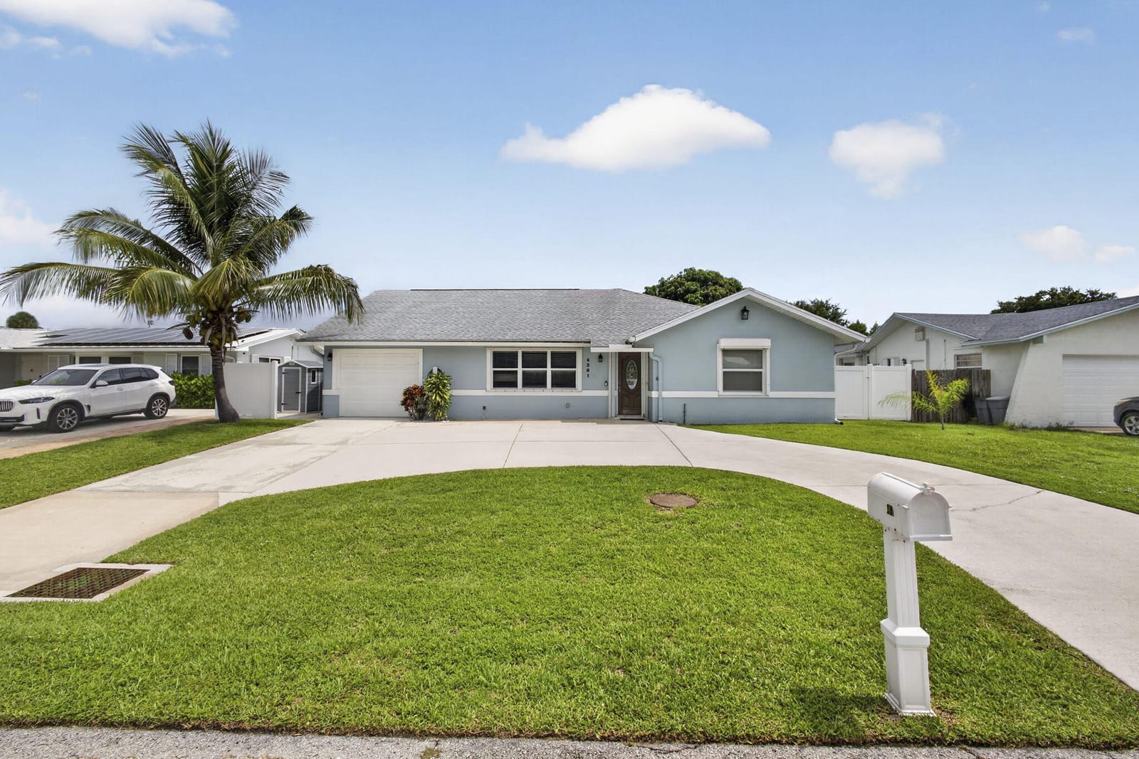4361 Fushia Circle N, Palm Beach Gardens, FL 33410