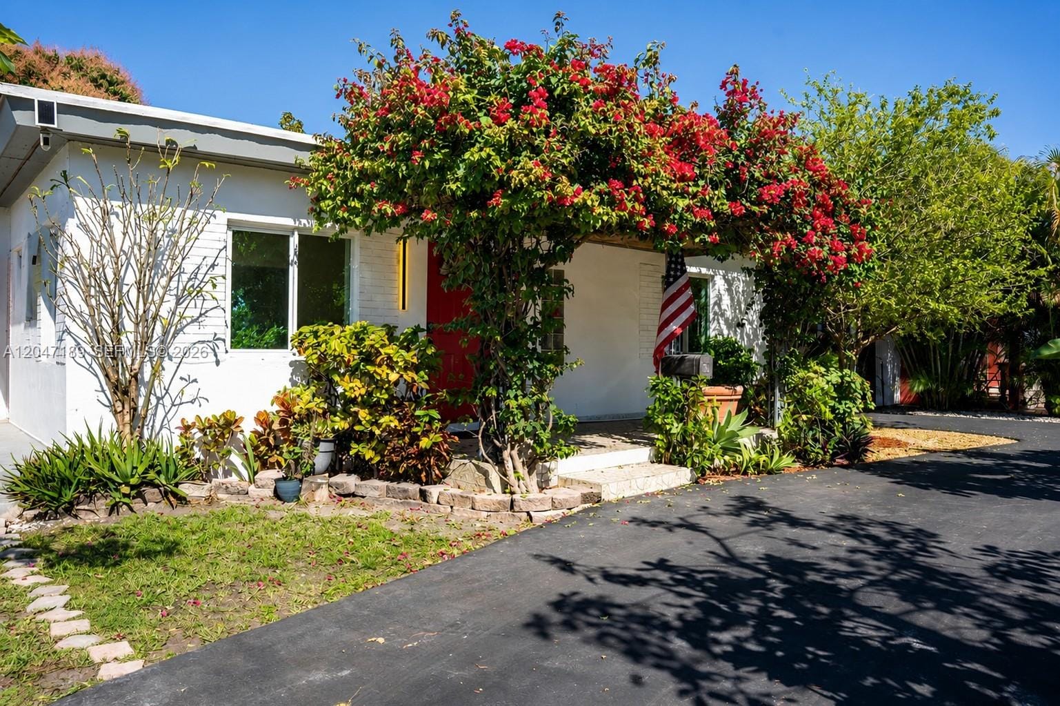 861 W 32nd Street, Hialeah, FL 33012