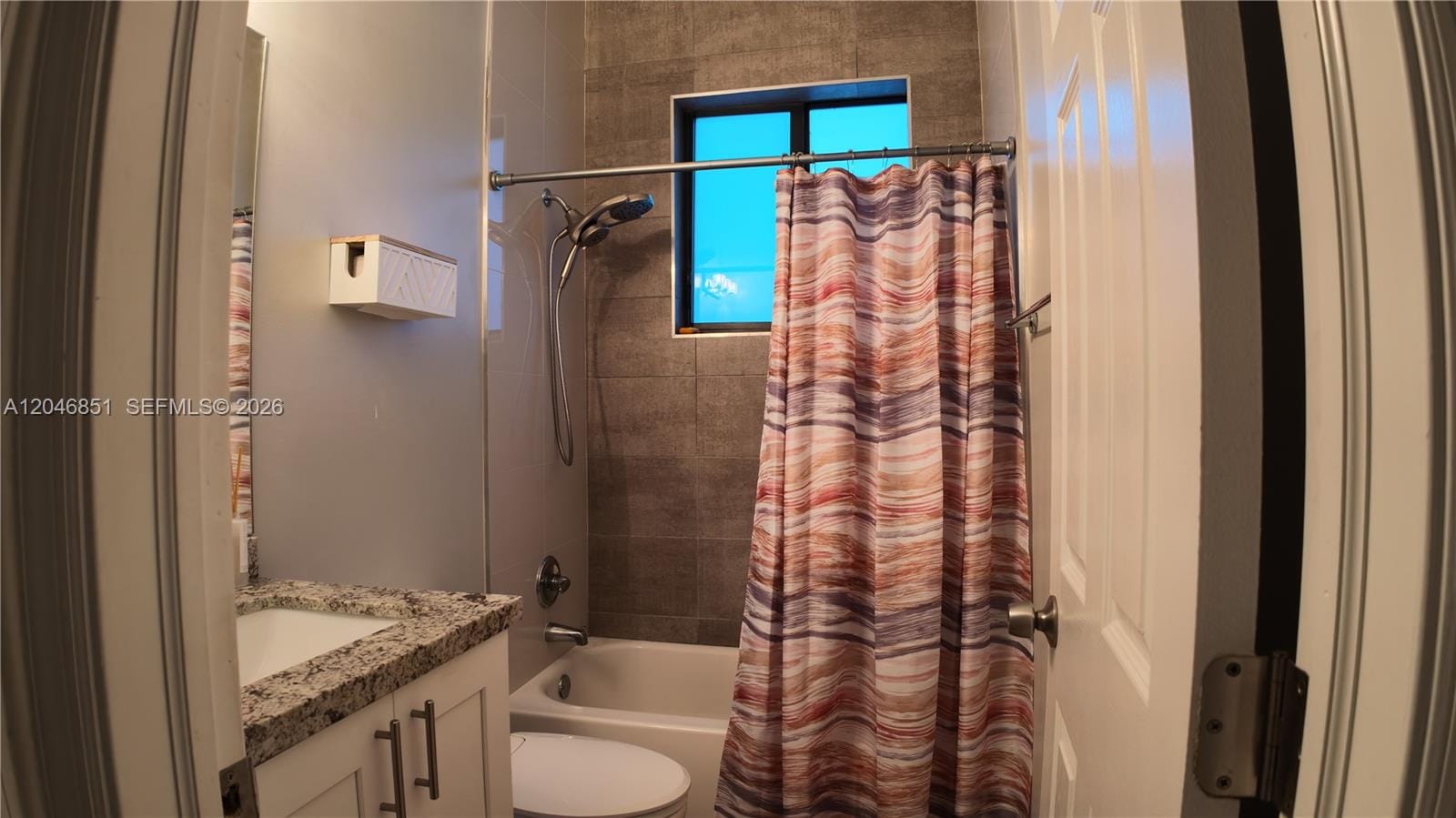 1831 SW 48th Avenue — photo 11