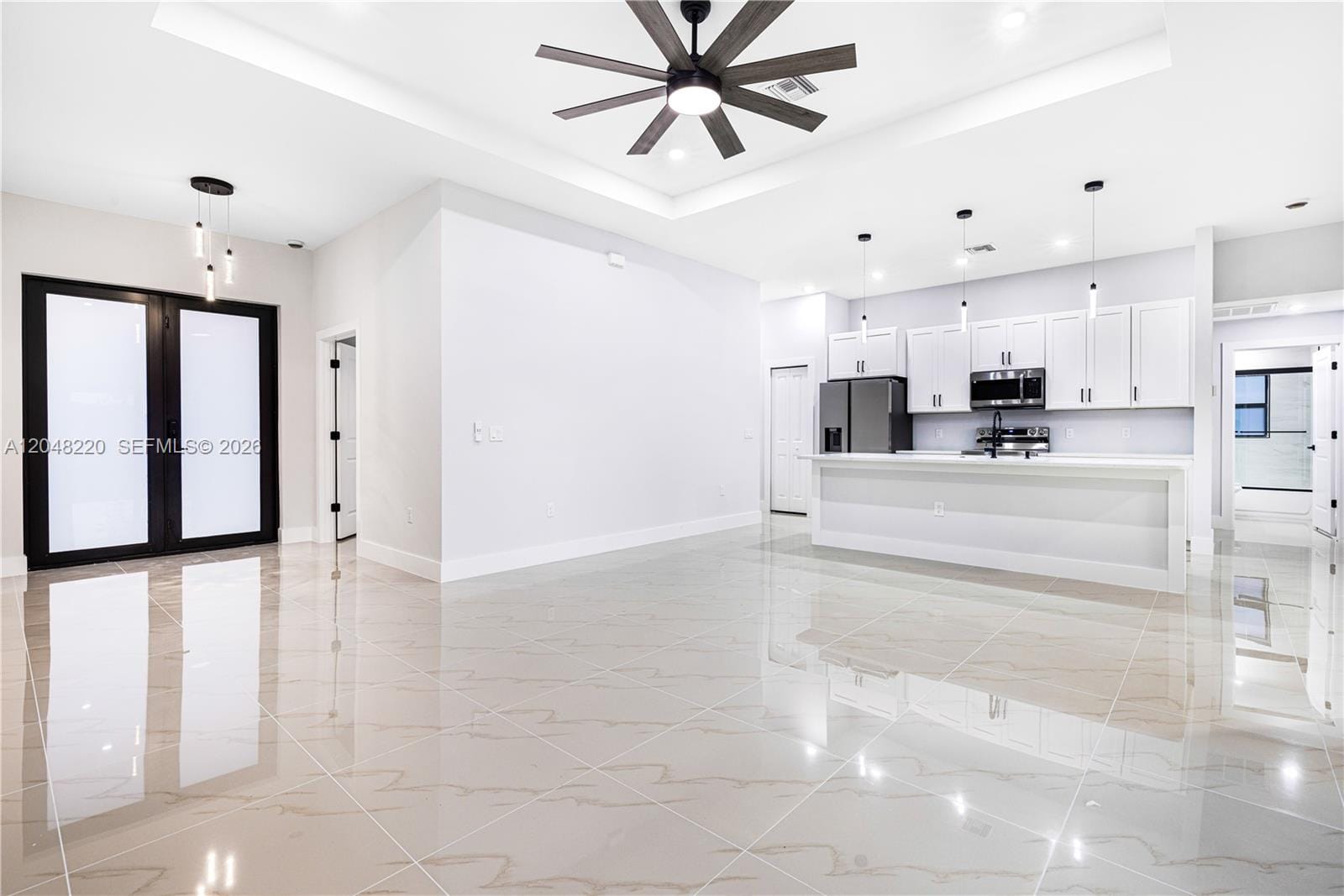 450 Mercedes Court — photo 12