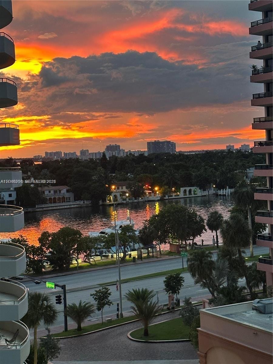 5161 Collins Avenue 811, Miami Beach, FL 33140