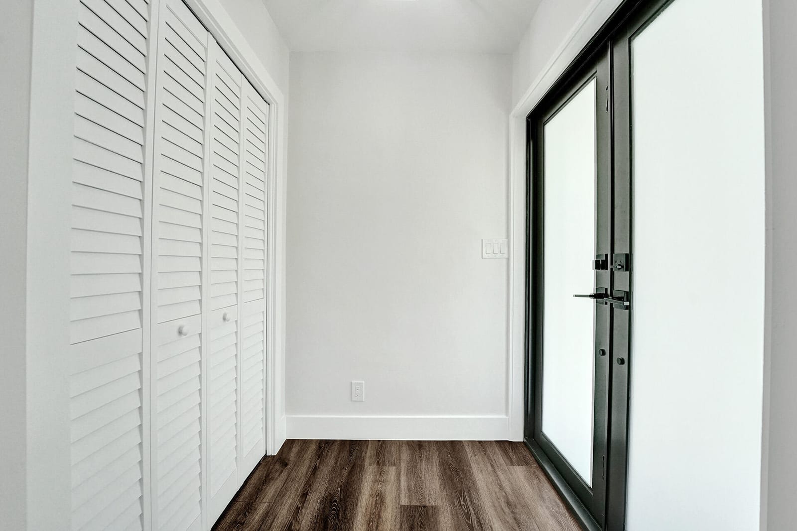 5011 Buchanan Street — photo 8