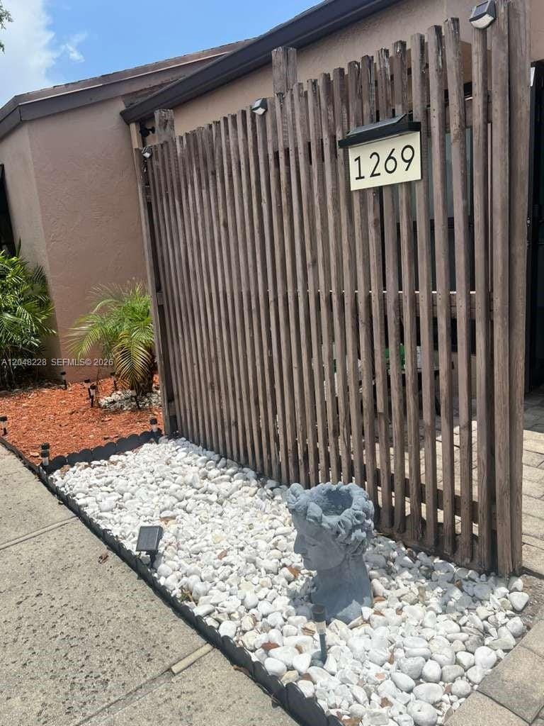 1269 NW 123rd Avenue — photo 2