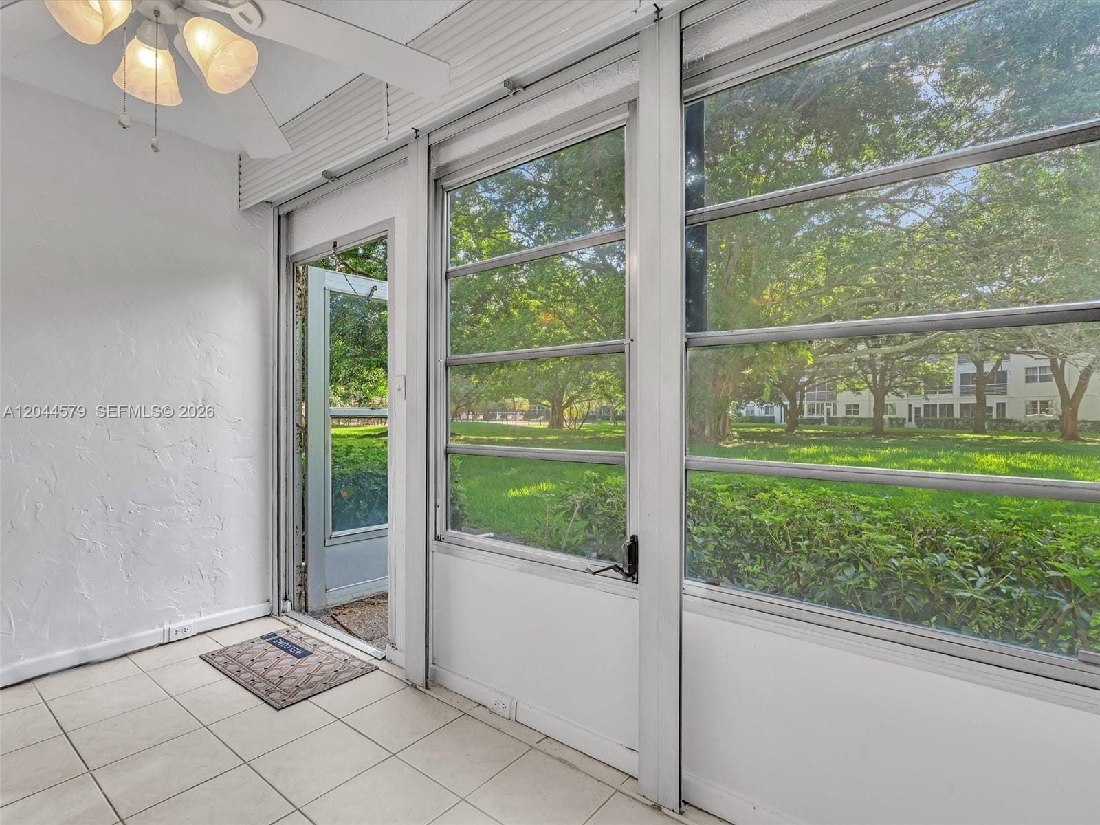 1212 SE Bahama Bend G1, Coconut Creek, FL 33066 photo 17