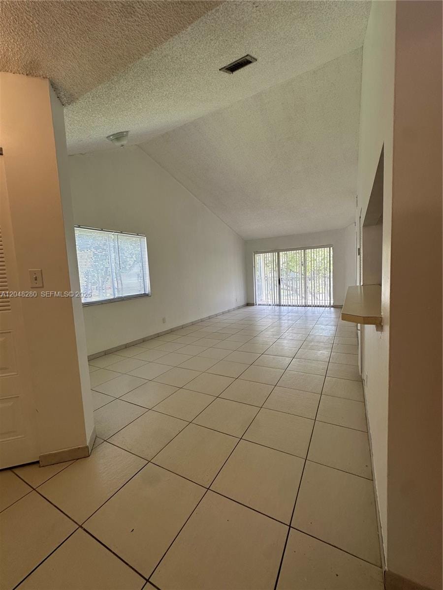 9151 SW 138th Place 9151 — photo 2