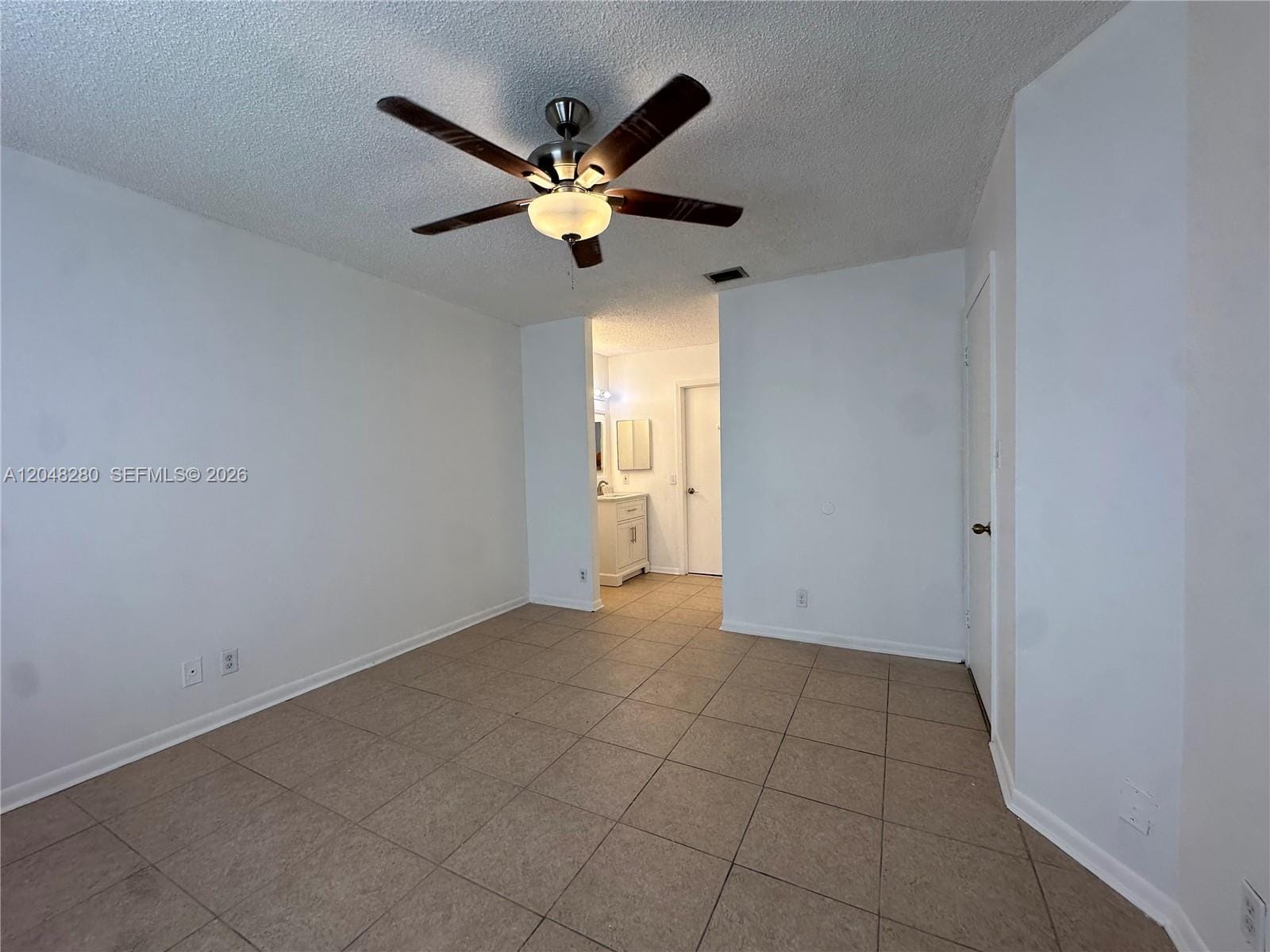9151 SW 138th Place 9151 — photo 6