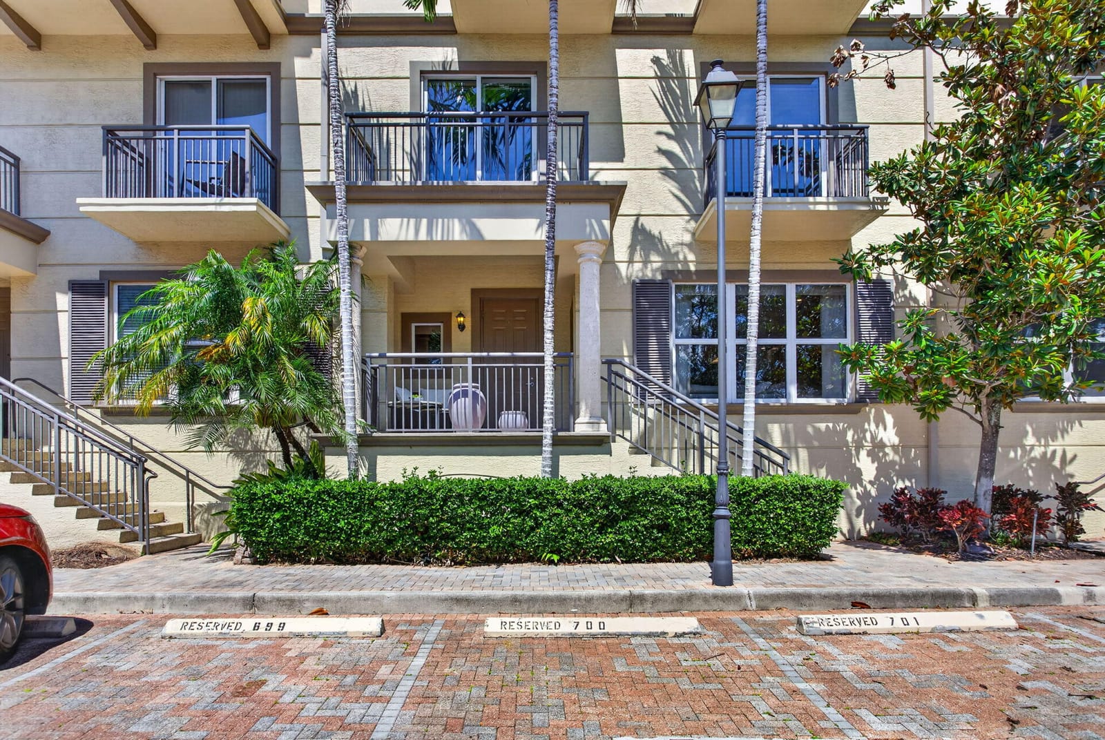 2609 NE 14th Avenue 105, Wilton Manors, FL 33334 photo 13