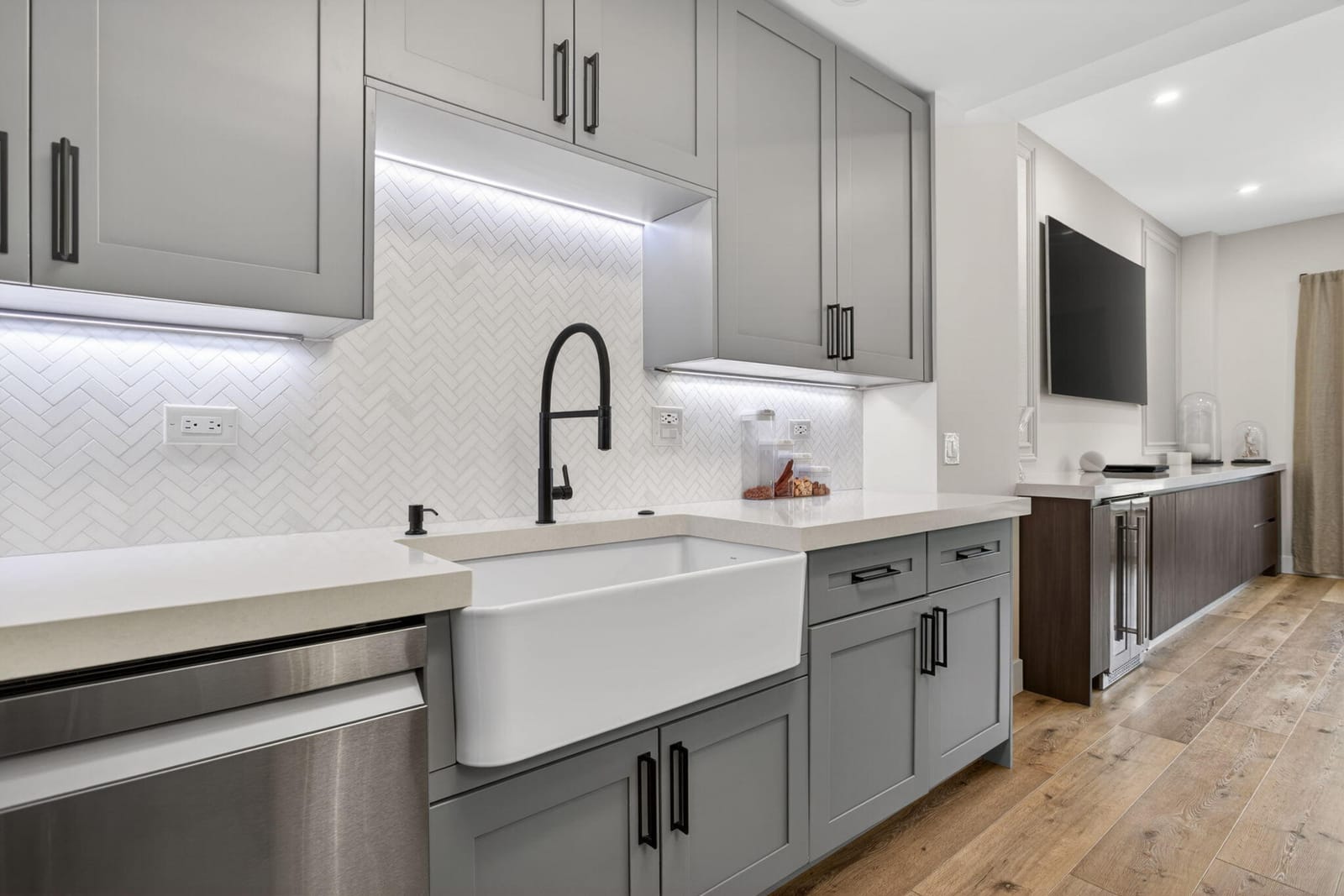 2609 NE 14th Avenue 105 — photo 5