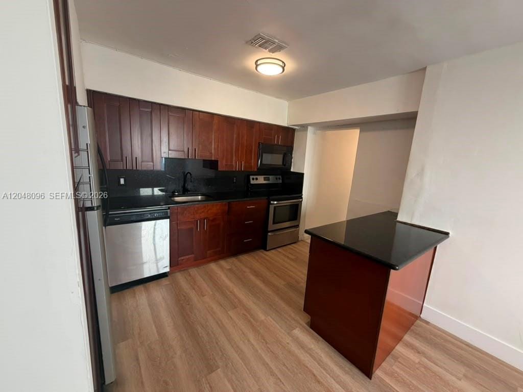 655 85th Street — photo 2