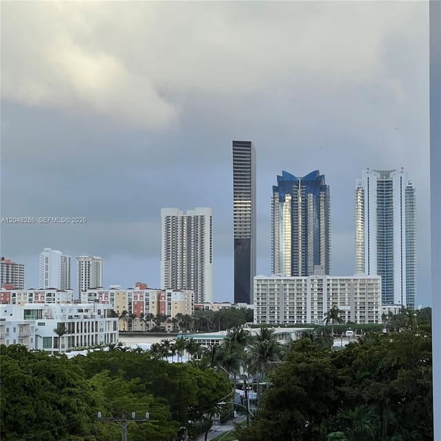 3660 NE 166th Street 607, North Miami Beach, FL 33160