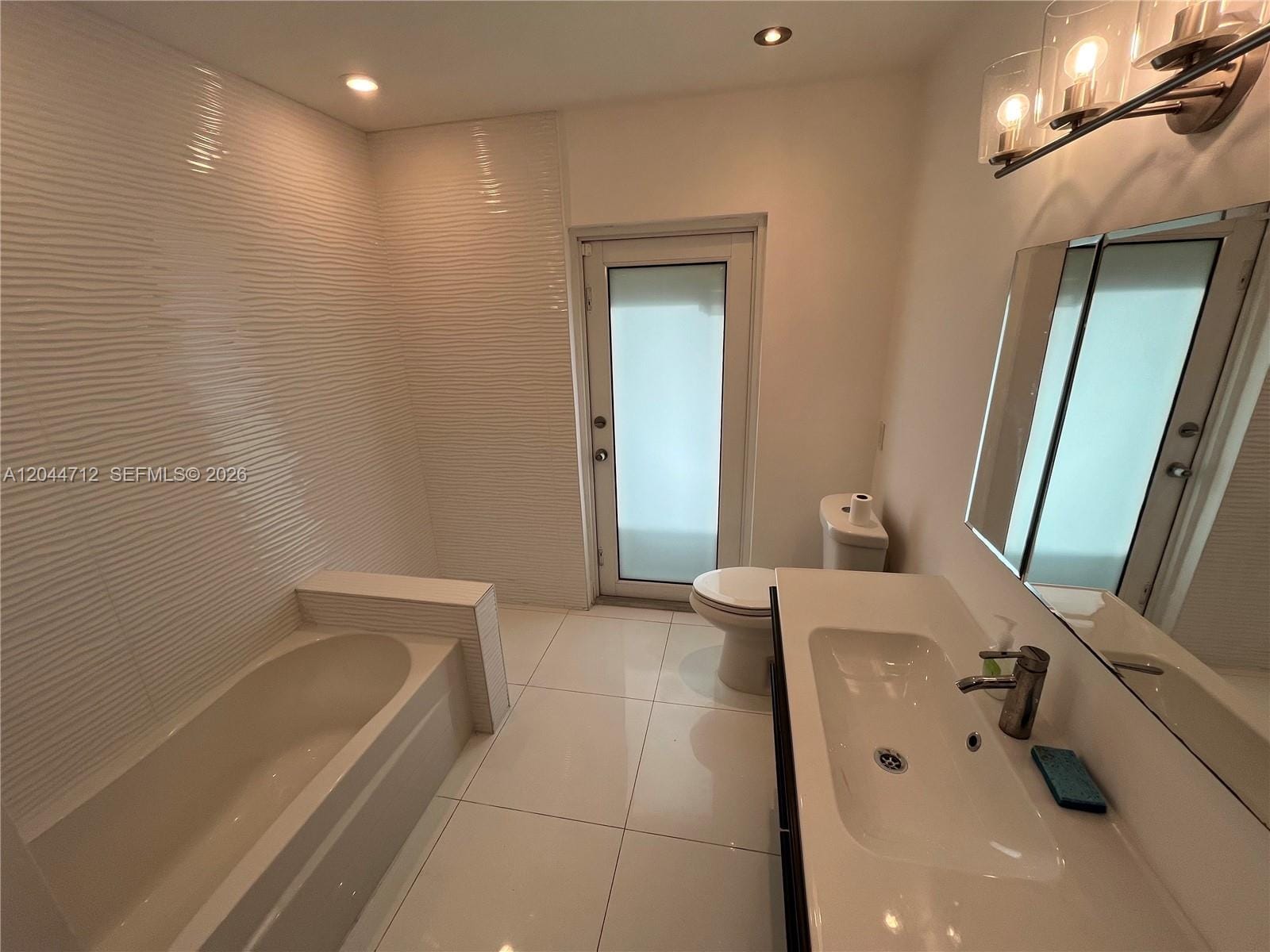 2115 Alamanda Drive, North Miami, FL 33181 photo 14