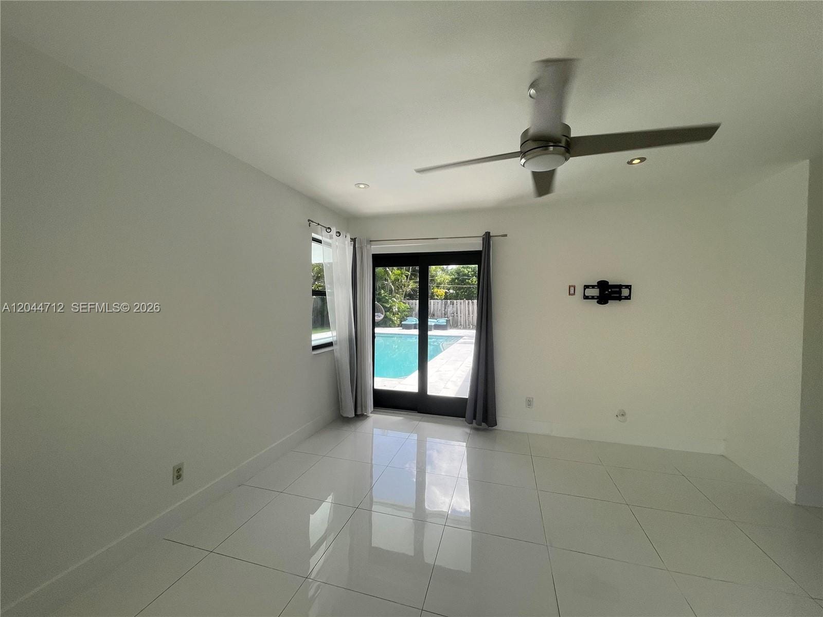 2115 Alamanda Drive, North Miami, FL 33181 photo 20