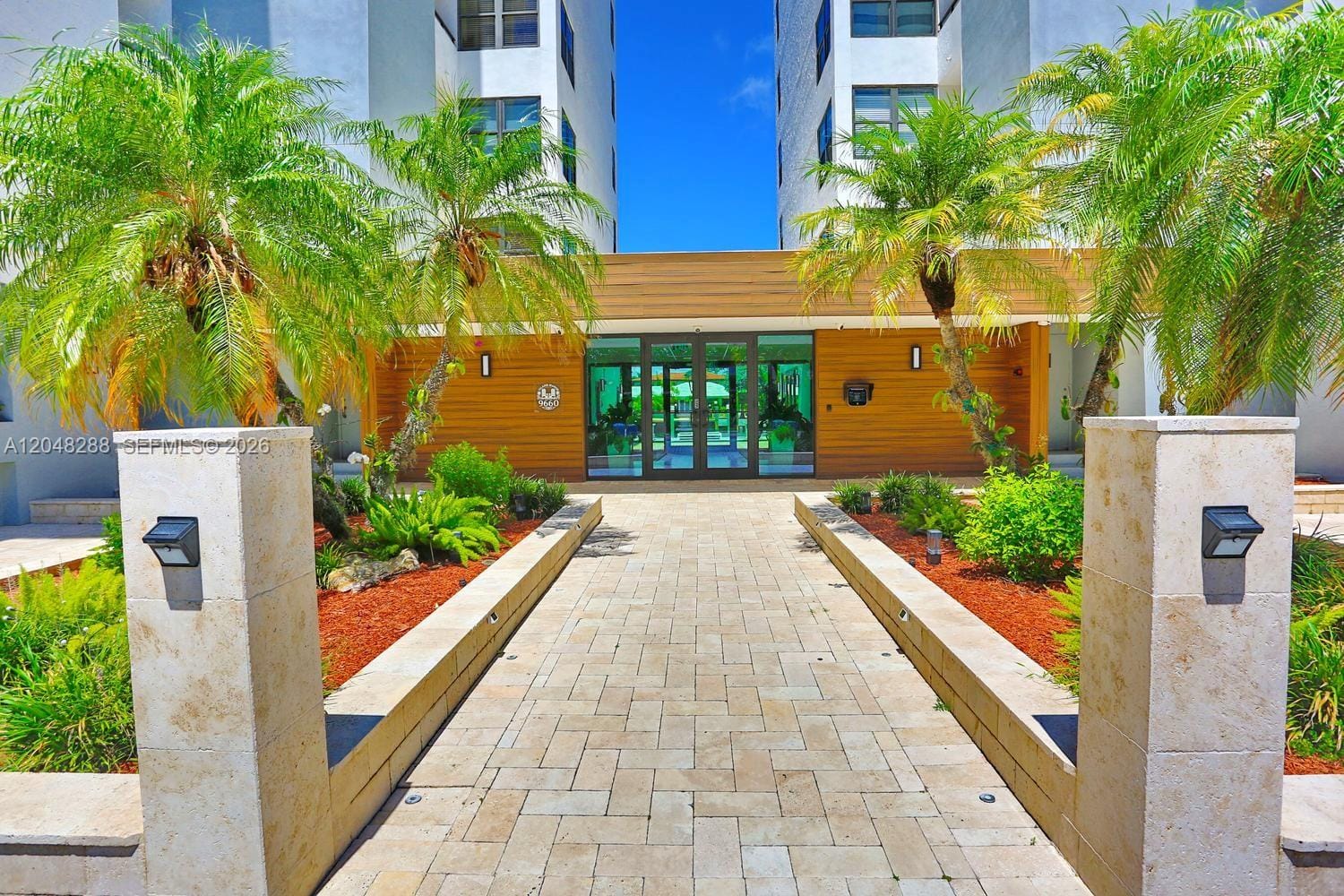 9660 W Bay Harbor Drive 5A — photo 4