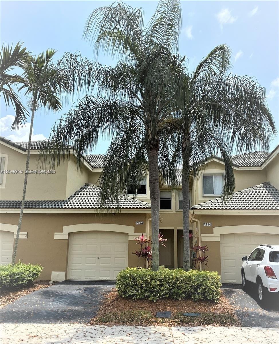 2174 N Ensenada Terrace, Weston, FL 33327