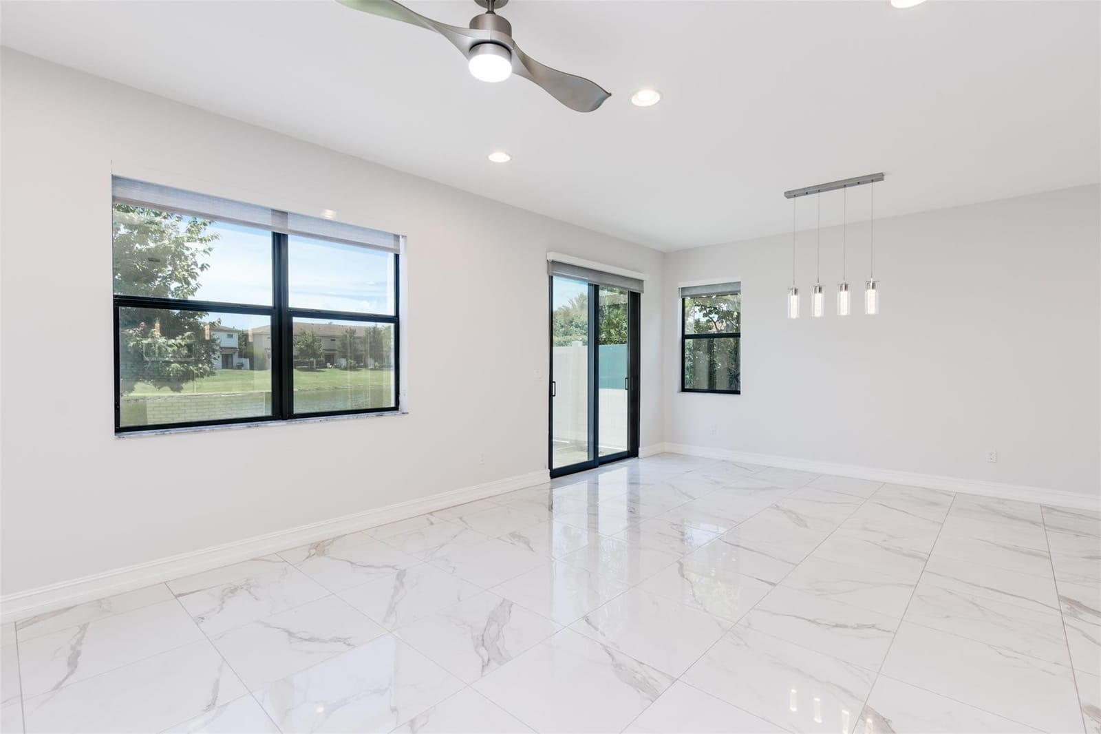 10124 Brickhill Drive 10124 — photo 5