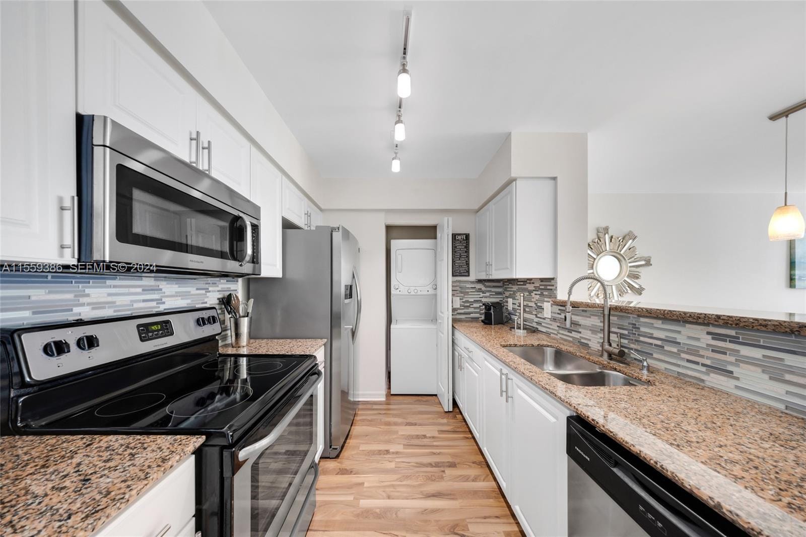 1155 Brickell Bay Drive Apt 2207 — photo 10