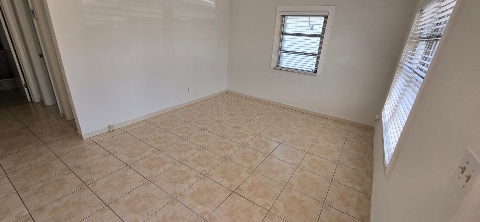 2787 SW 34th Court — photo 10