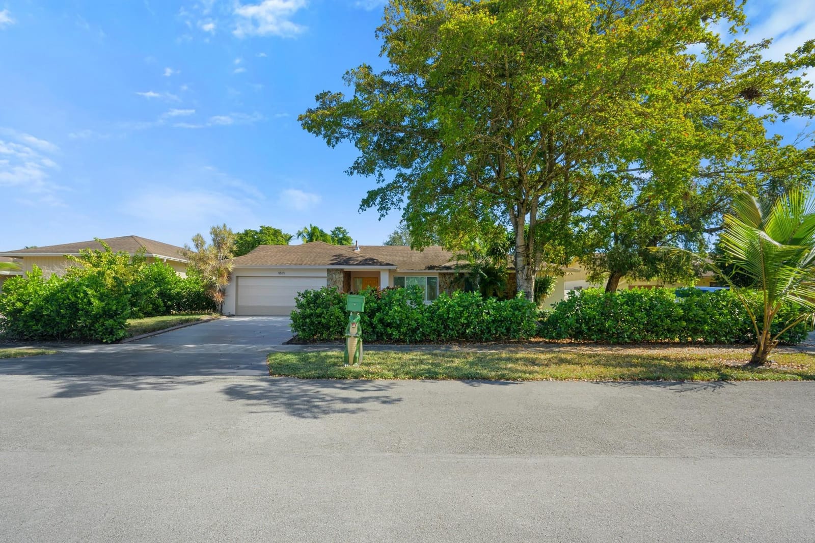 9515 SW 118th Court — photo 3