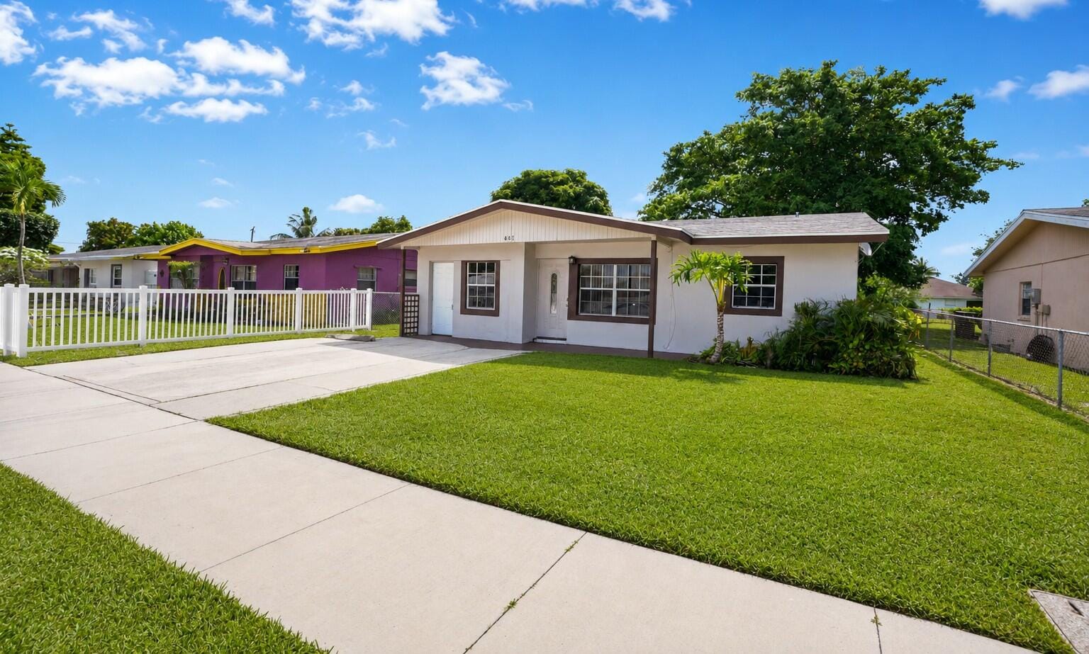 417 SW 8th Avenue, Delray Beach, FL 33444
