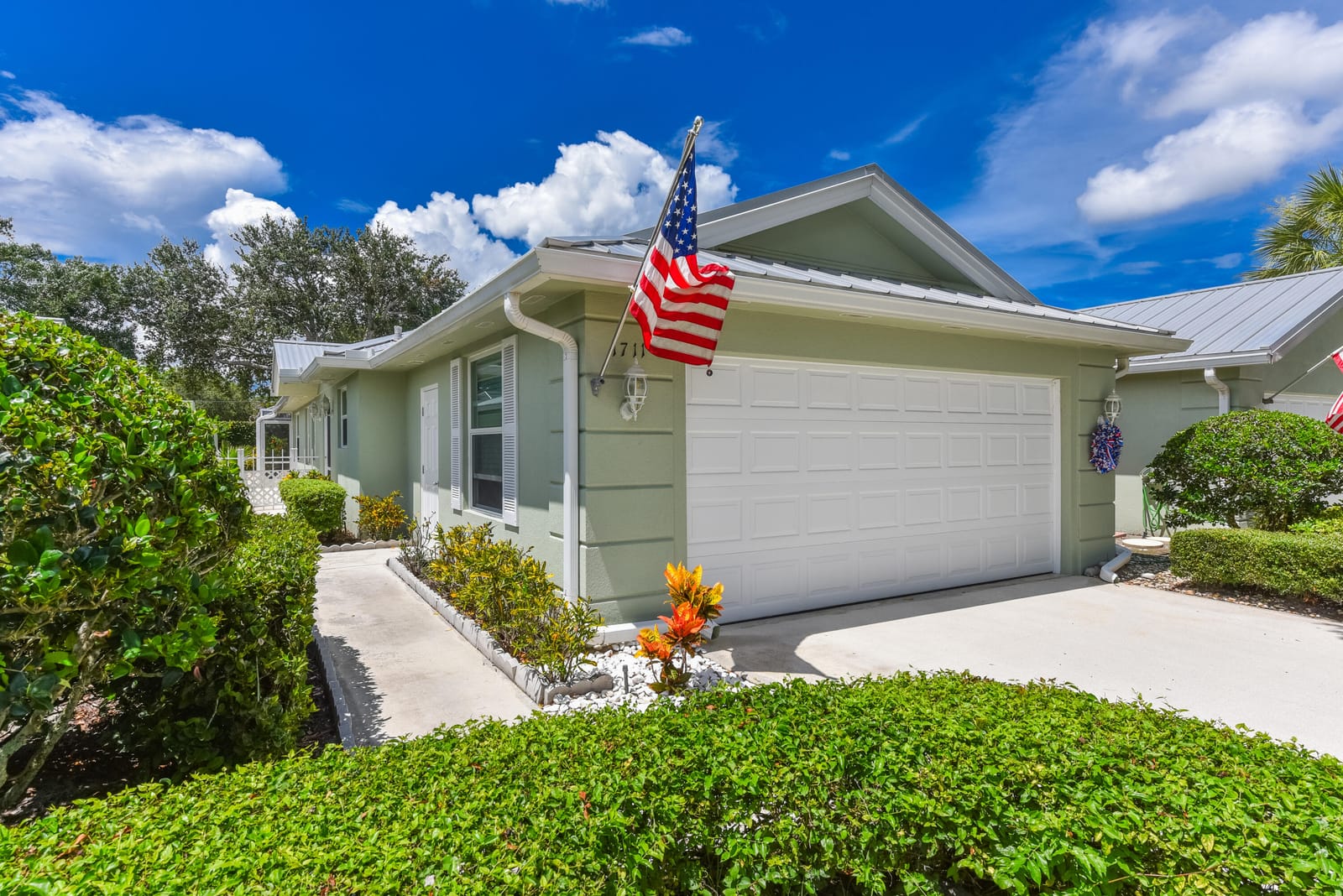 1711 SW Waterfall, Palm City, FL 34990