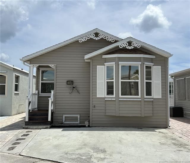 1154 Nettles Boulevard, Outdoor Resorts At Nettles Island, Jensen Beach, FL