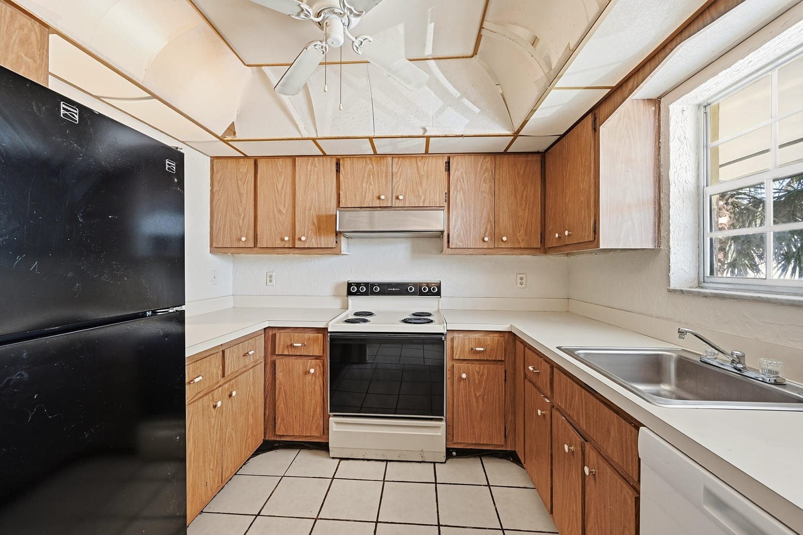 2160 NE 36th Street 37 — photo 9