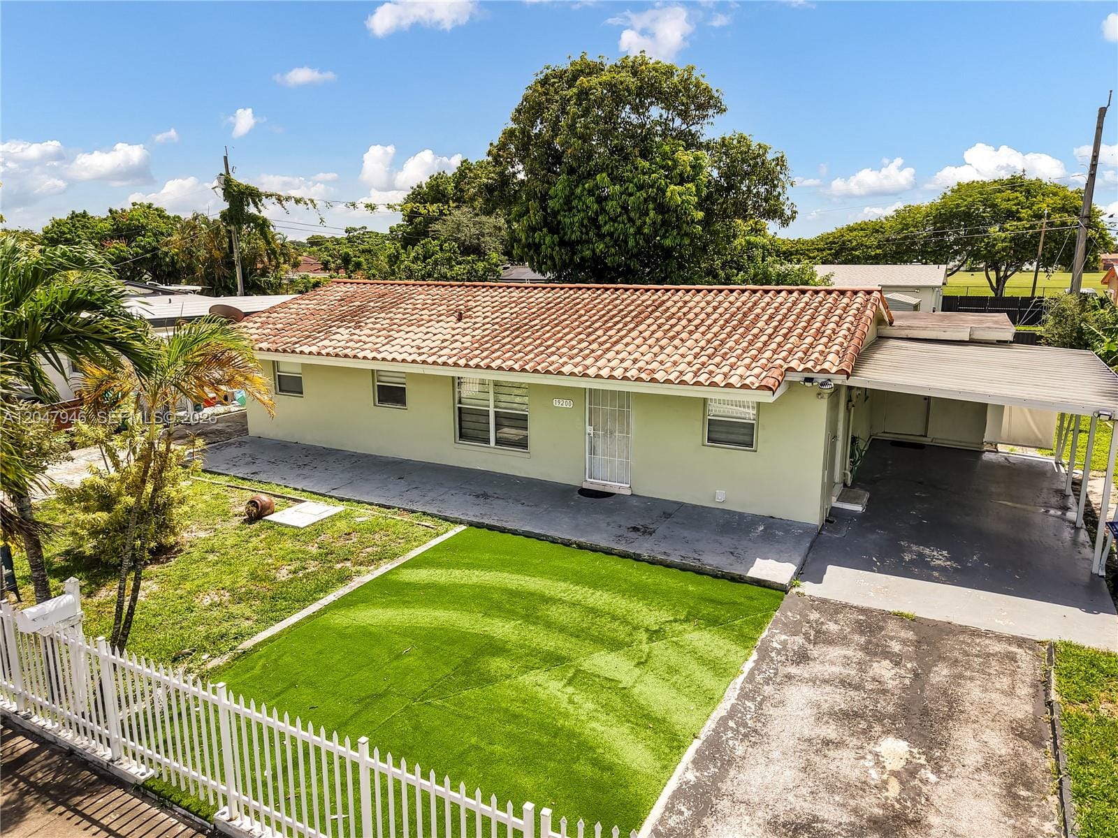 19200 NW 44th Avenue, Miami Gardens, FL 33055