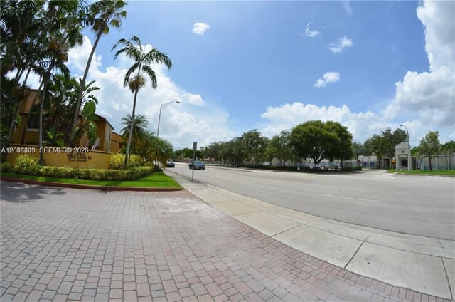 15630 SW 80th Street I-210, Miami, FL 33193