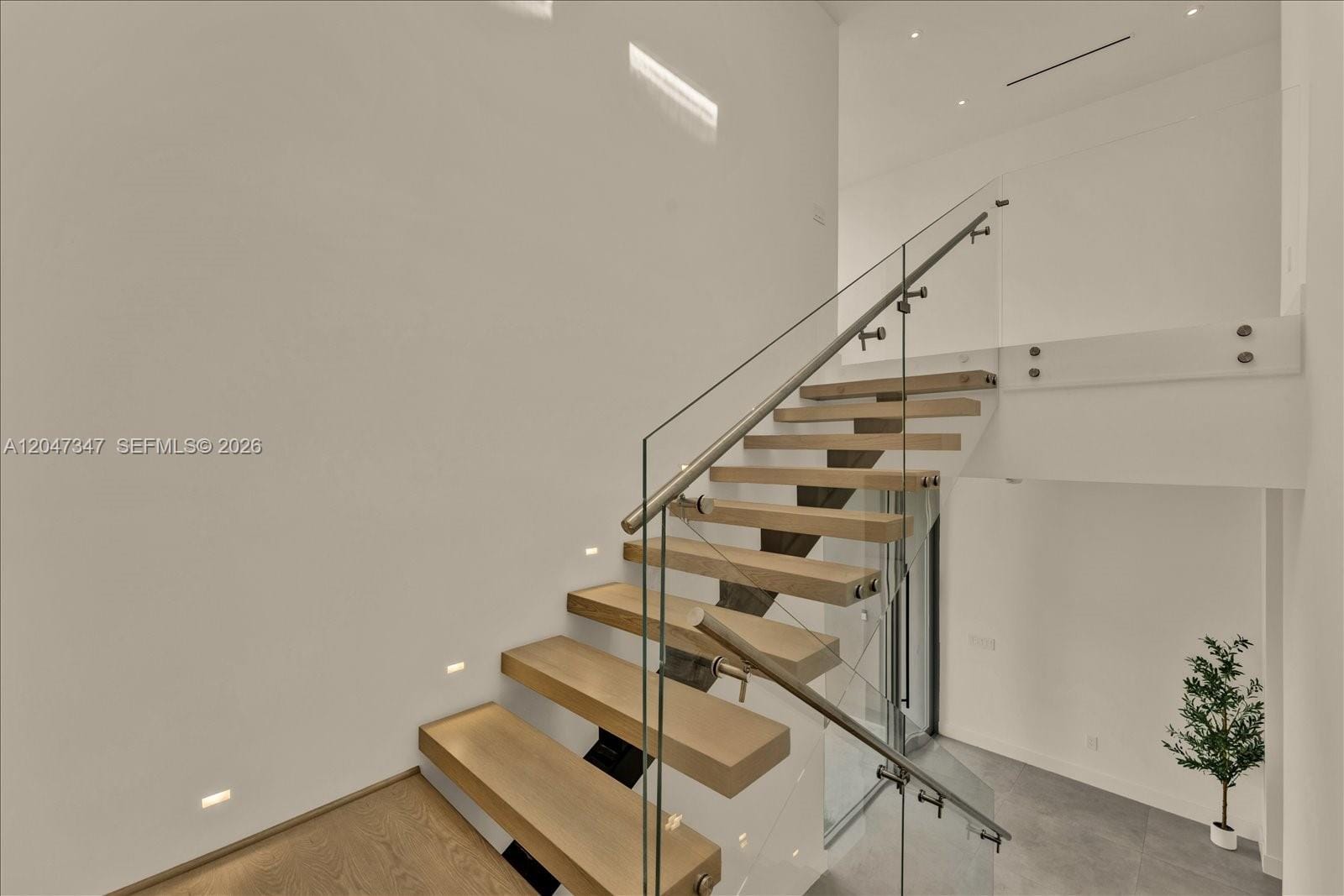 7701 Coquina Drive — photo 4