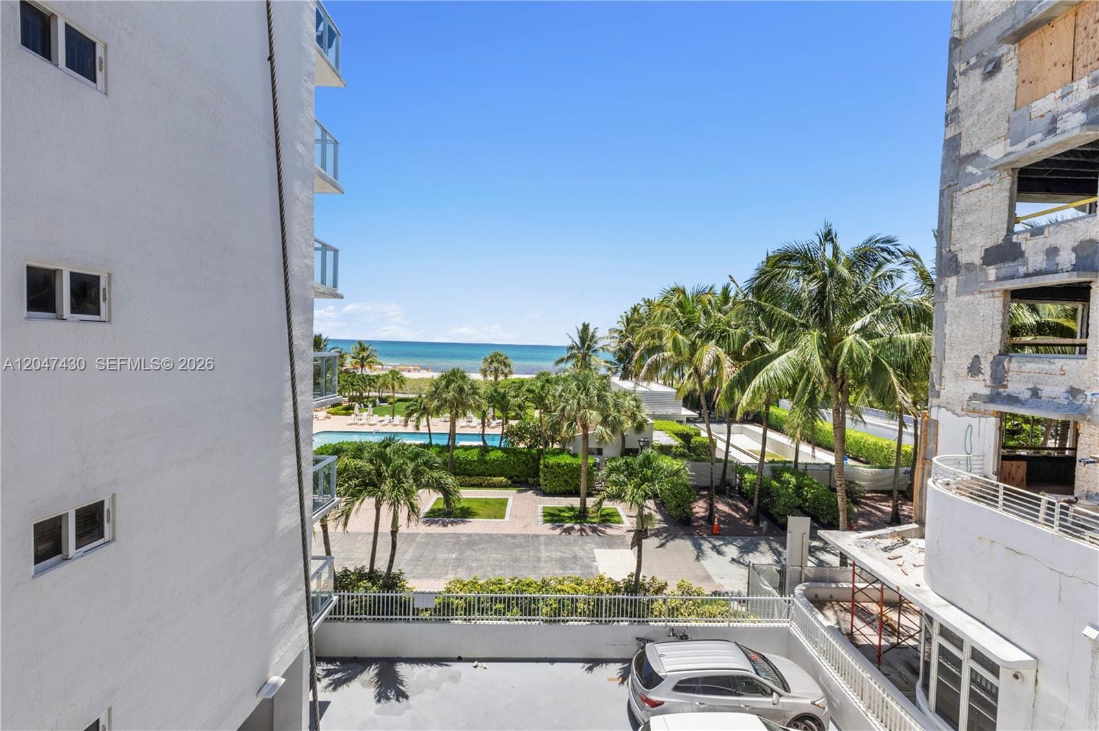 2457 Collins Avenue 406 — photo 5