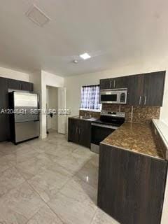 3411 NW 9th Court B — photo 7