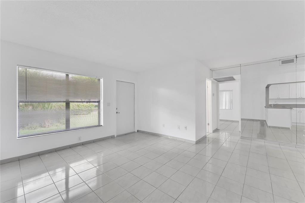 6705 W 26th Drive 12-7 — photo 2