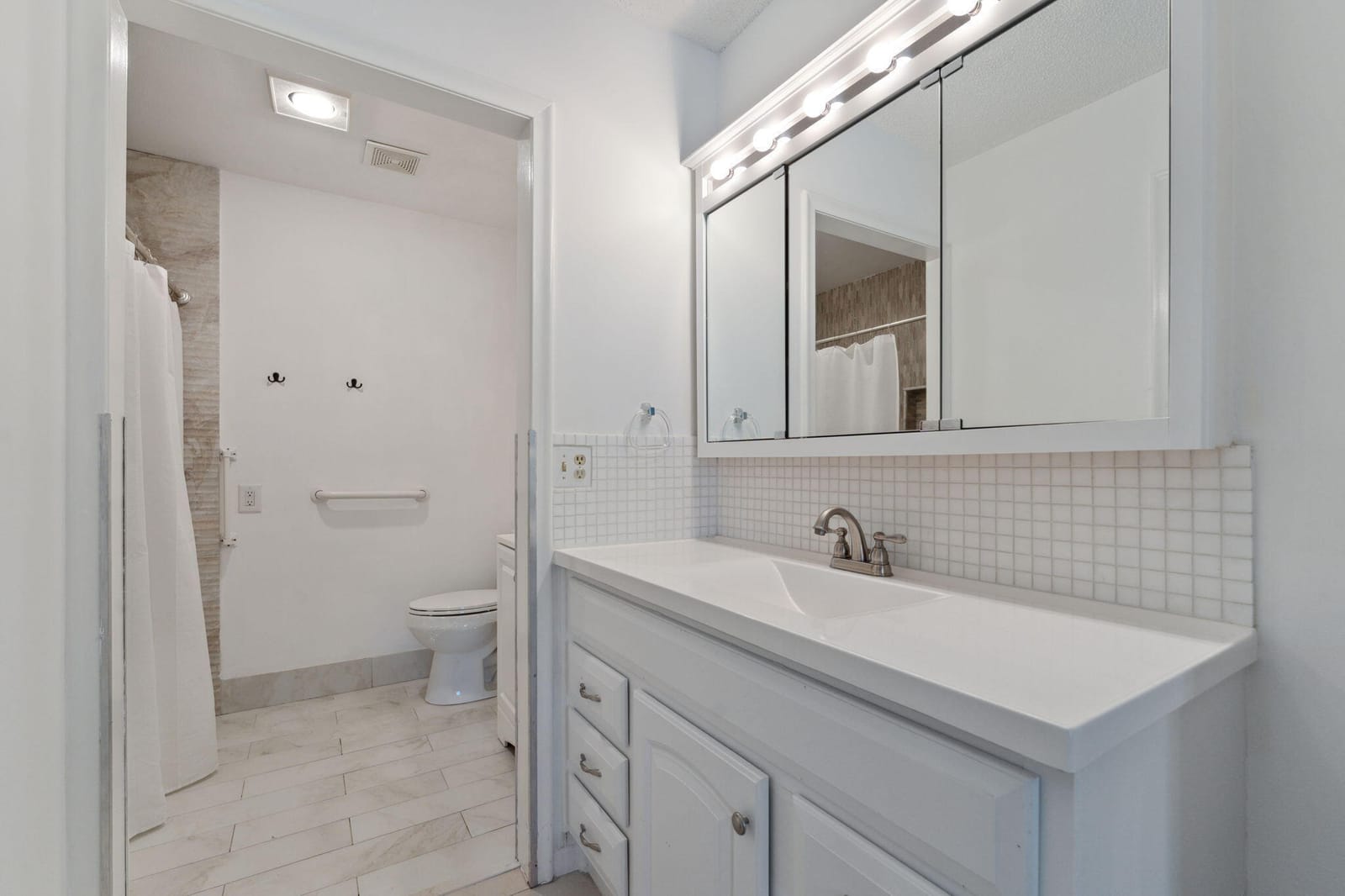 1120 Cactus Terrace 46-c, Delray Beach, FL 33445 photo 9