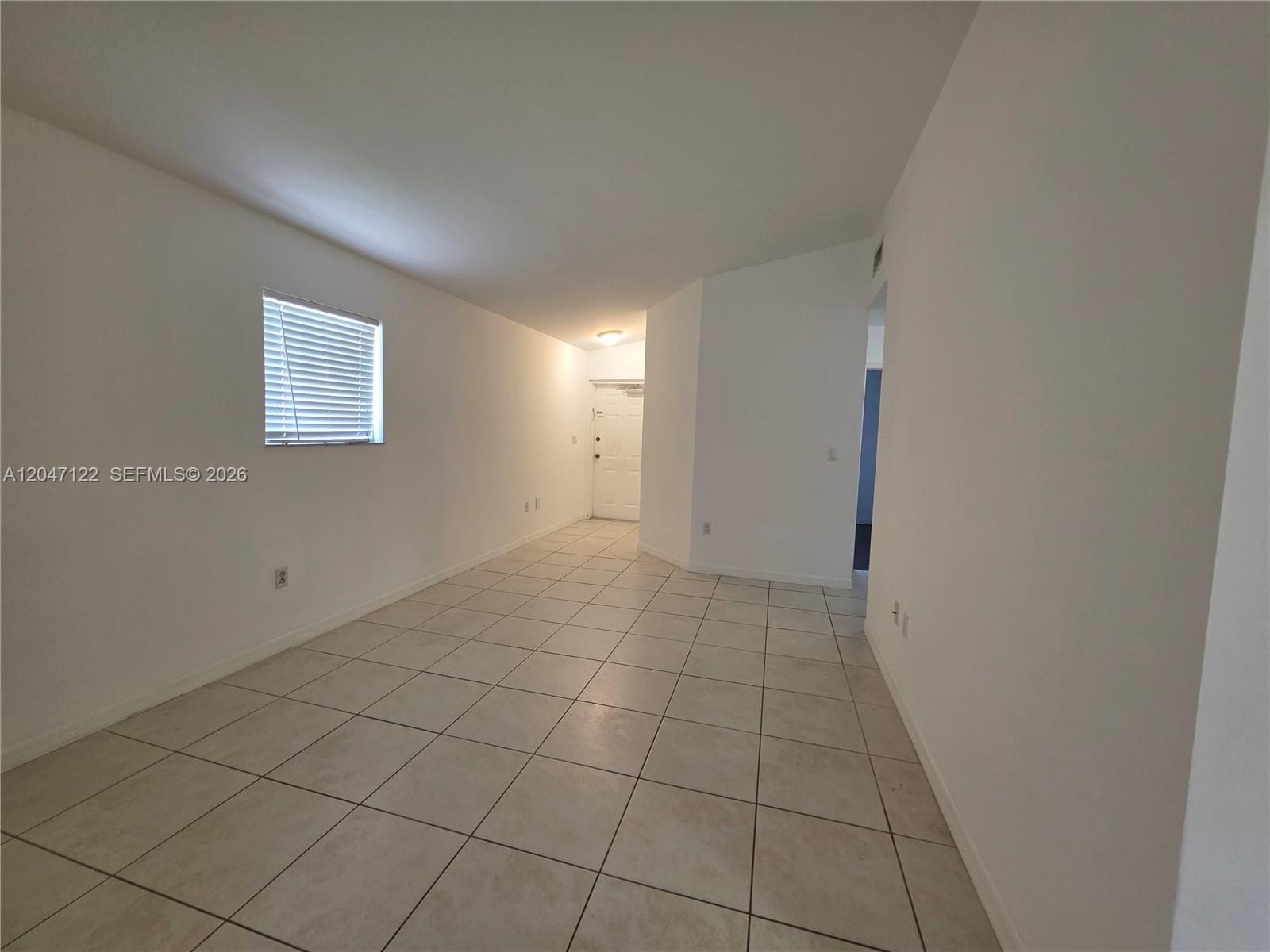 3398 NE 9th Drive 204 — photo 4
