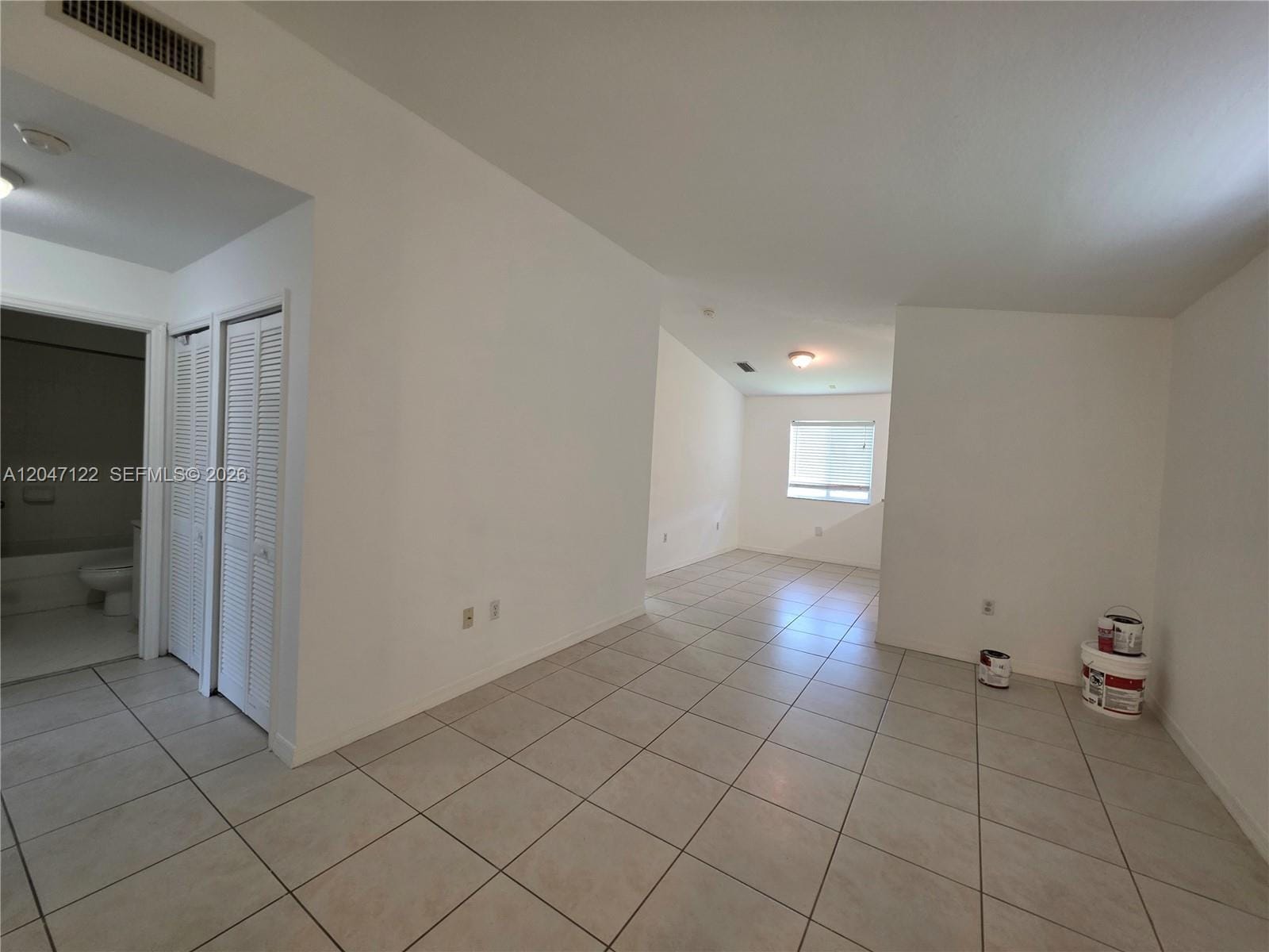 3398 NE 9th Drive 204 — photo 5