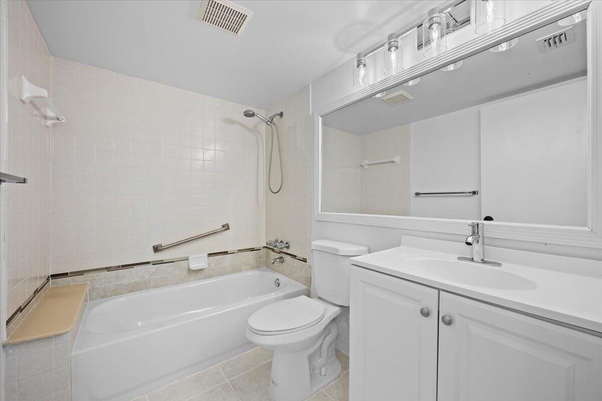 708 Sunny Pine Way B1, Greenacres, FL 33415 photo 15