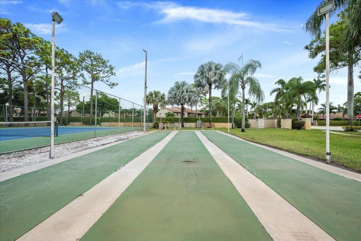 708 Sunny Pine Way B1, Greenacres, FL 33415 photo 19
