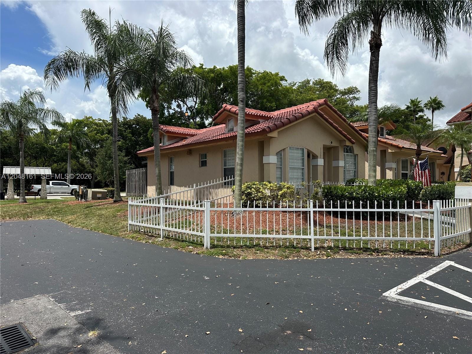 21562 SW 87th Place ., Cutler Bay, FL 33189
